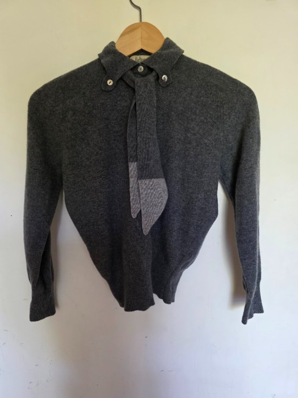 Vintage grey Dalton for Bullock's cashmere sweater w/ neck scarf. Fits size XS/S